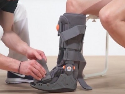 ¿Cómo usar correctamente una Bota Ortopédica Walker para caminar bien?